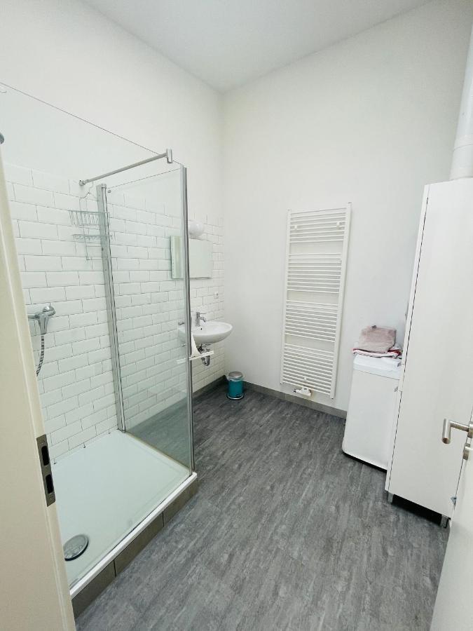 Zentrale Ruhige Ferienwohnung In Berlín Exterior foto