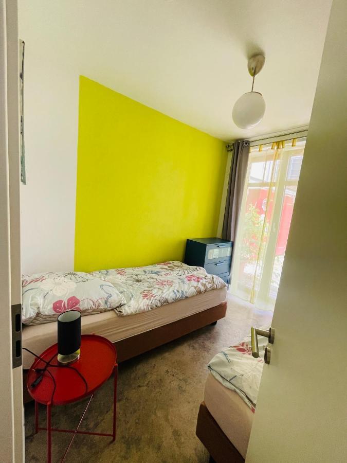 Zentrale Ruhige Ferienwohnung In Berlín Exterior foto